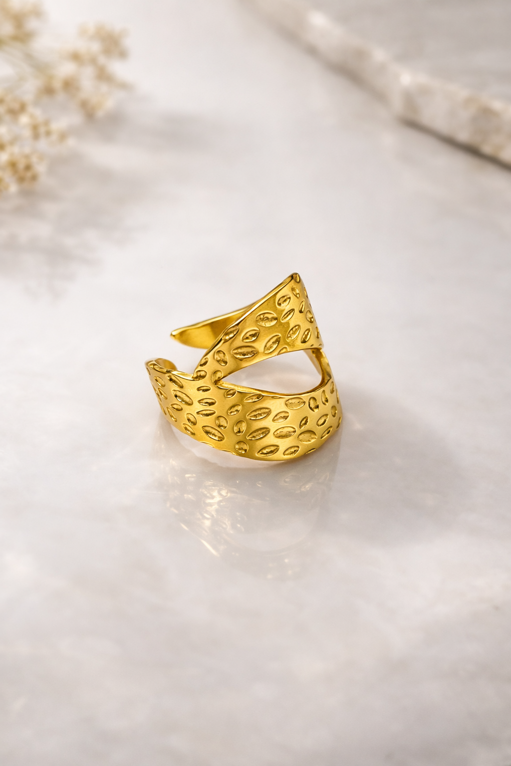 Dual Layer Cut-Out Textured -Adjustable  Ring