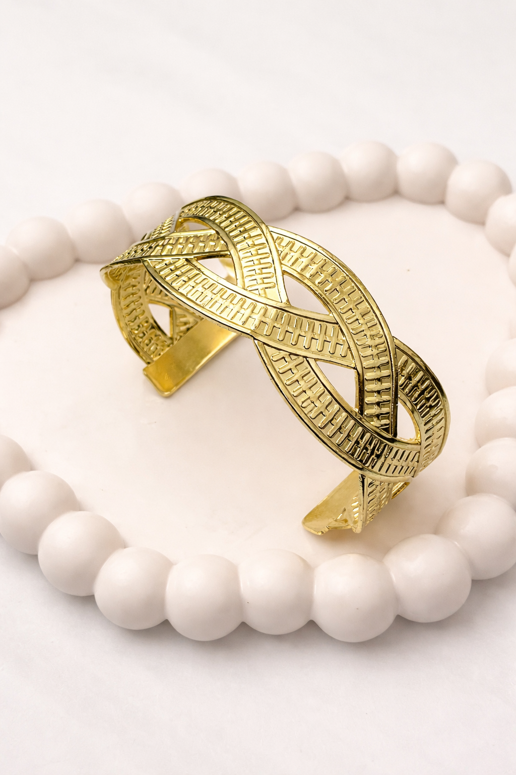 Interwoven Texture Cuff Bracelet – Elegant Open Statement Bangle