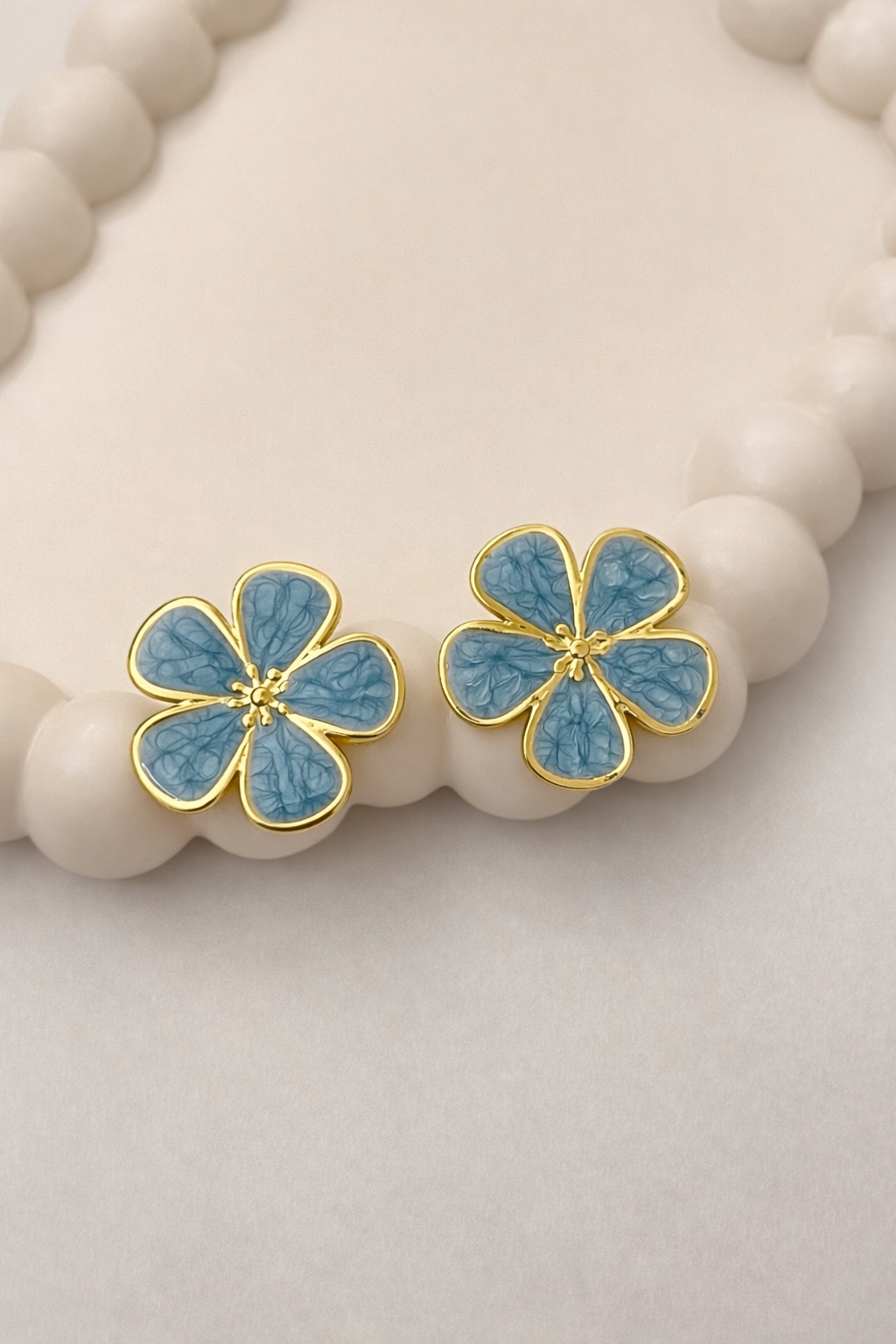 Blue Enamel Flower Stud Earrings – Elegant Floral Design