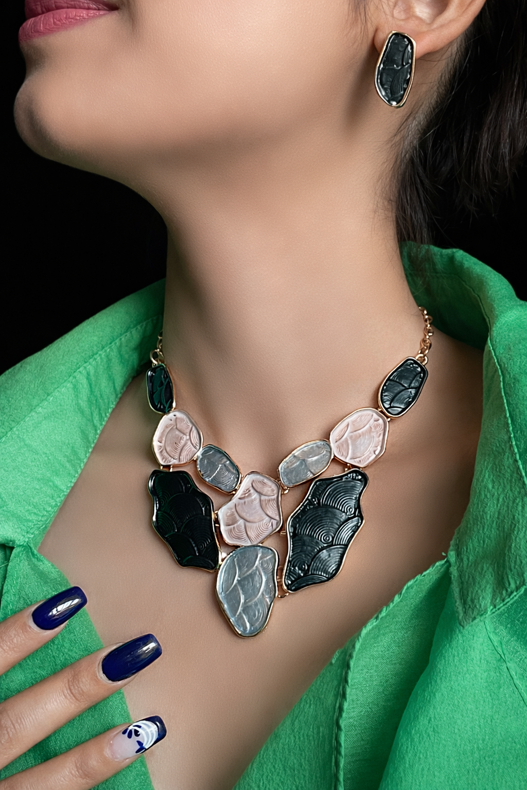 Elegant Black Statement Necklace Set with Earrings