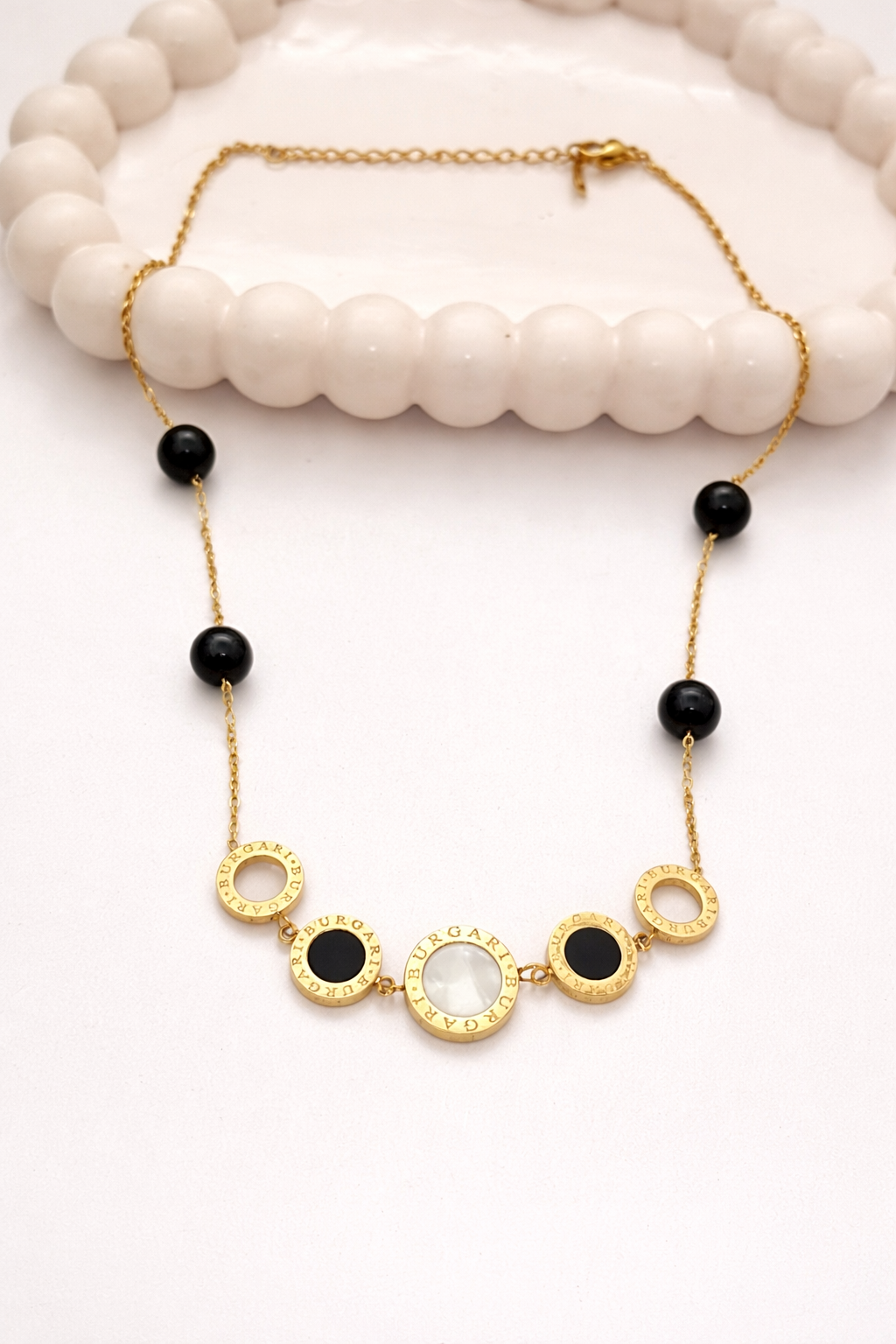Gold-Tone Black Beaded Pendant Necklace – Minimal Luxe Chain